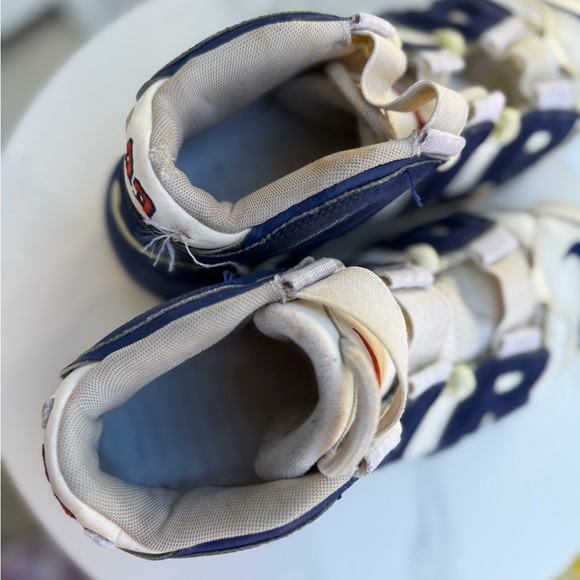 Nike White and Blue - Picture 5 of 11